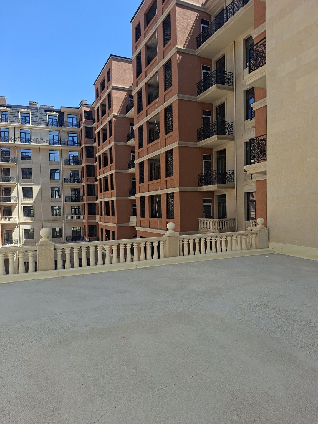 Satılır obyekt 250 m² — Əmlak, Bakı (3)