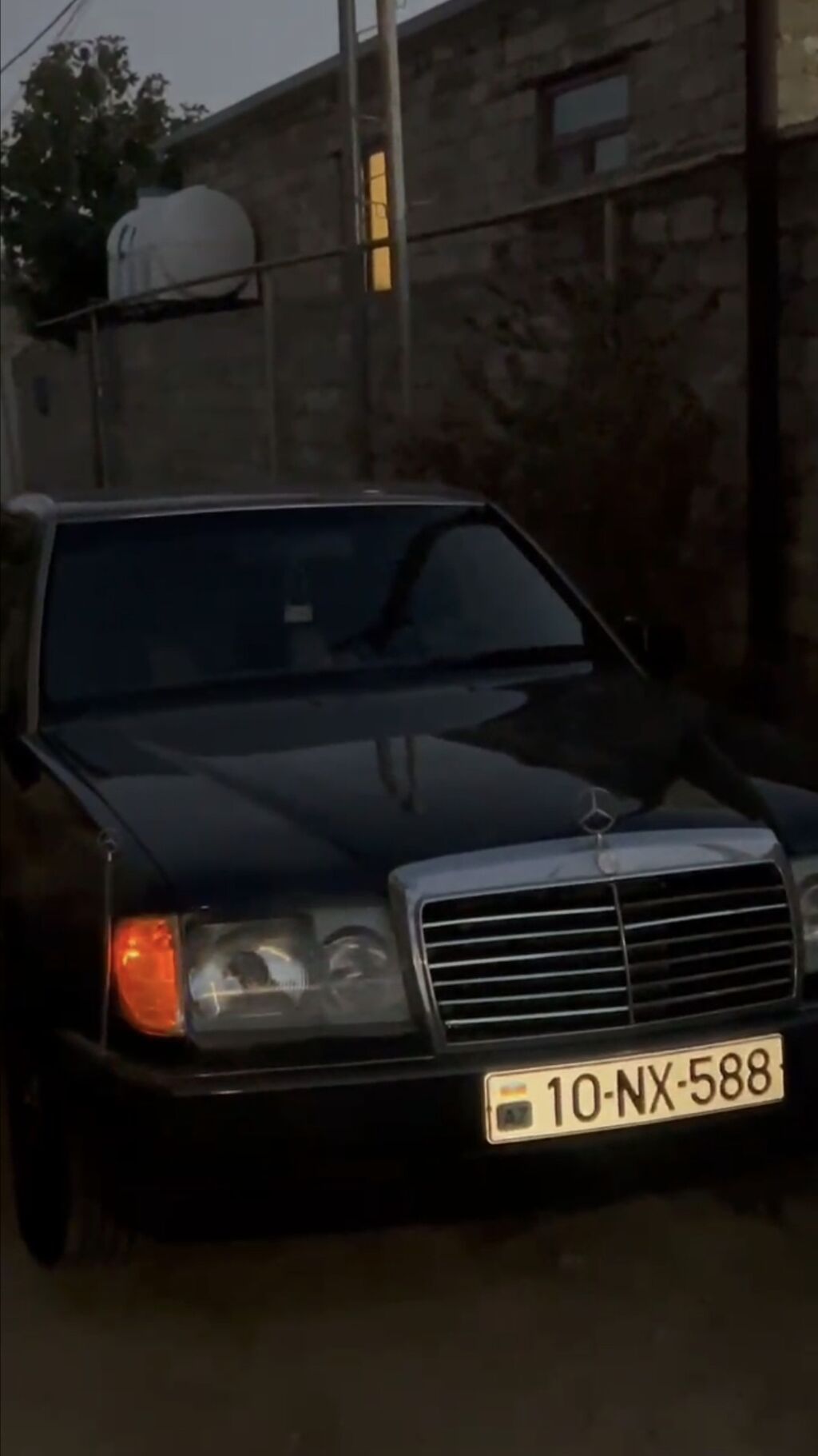 Mercedes-Benz E-Class: 2 l 1990 il Sedan 10-NX-588 — Avtomobillər, Digah (6)