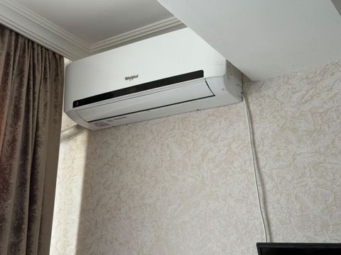 Kondinsaner 40-45kv 280 manat ünvan Məhəmmədi. MətişWhirlpool divar — Digah