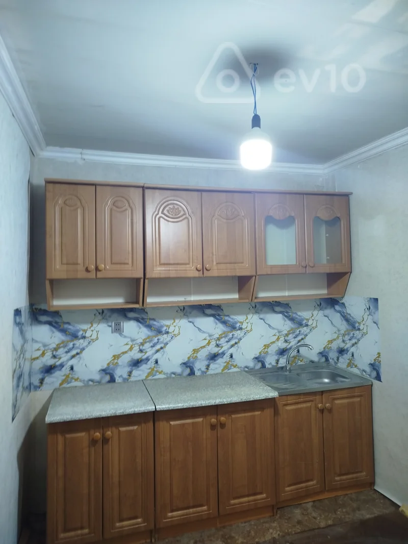 3 otaqlı mənzil, 70 m², Mirzə Davud Küçəsi — kirayə — Bakı