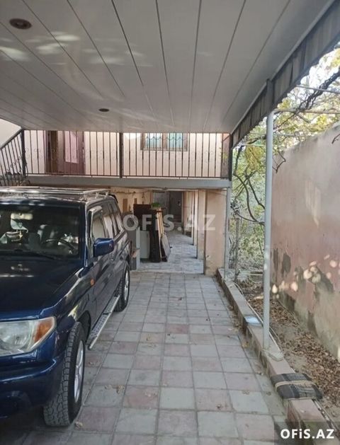 Həyət evləri Satılır Xətai r., 10 otaq, 330 m² — Bakı