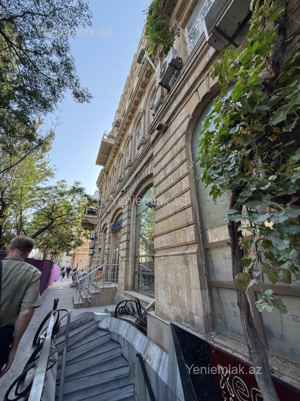 Kirayə 3 otaqlı Bina evi menzil (Köhnə tikili), 80 m², Səbail rayonu — Mənzil, Bakı (2)