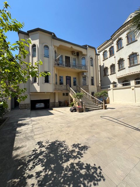 9 otaqlı ev, 600 m², Azadlıq prospekti — Elmir Agayev