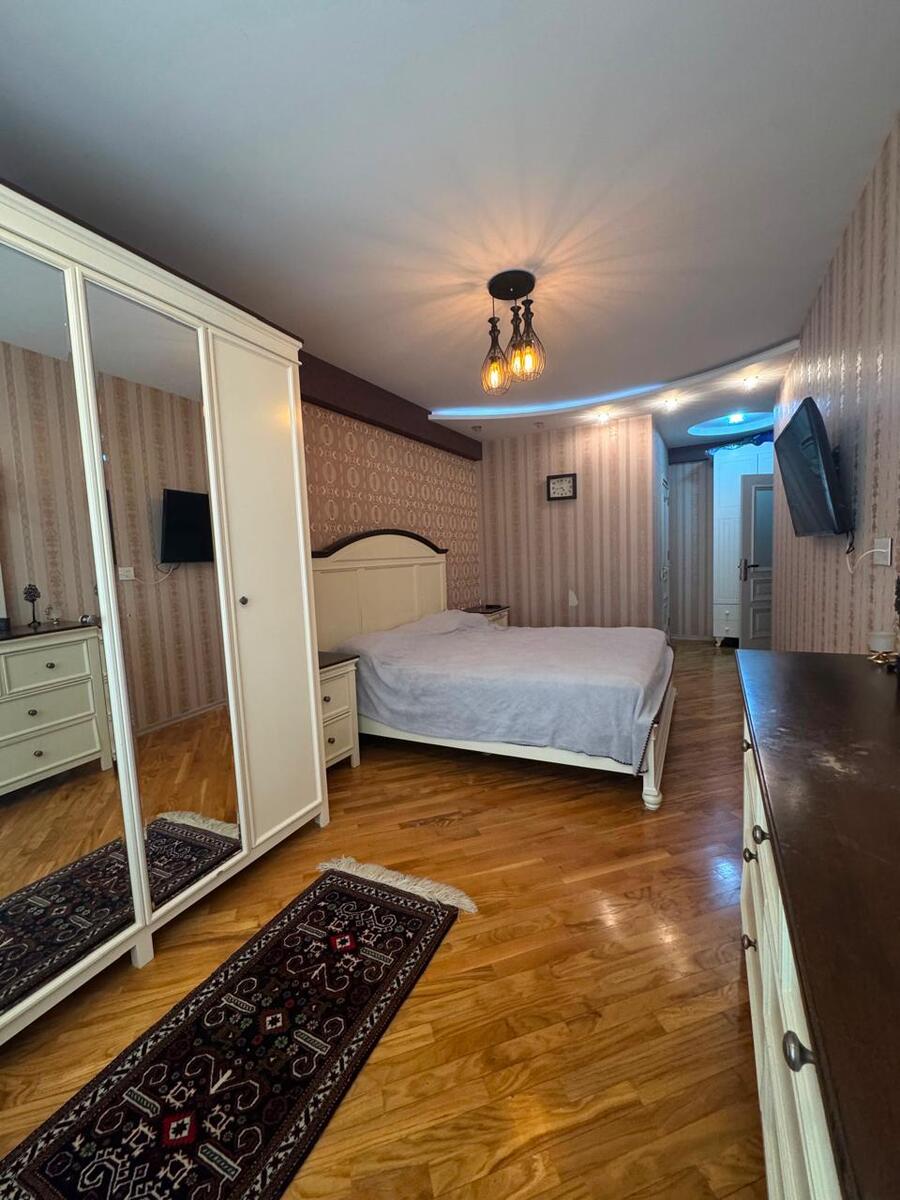 Satılır 3 otaqlı yeni tikili 130 m² — Mənzil, Bakı (8)