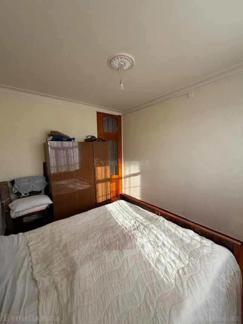 Satılır 2 otaqlı Mənzil Köhnə tikili 70 m² Bakı, Nizami r., Xalqlar Dostluğu m — Mənzil, Bakı (5)