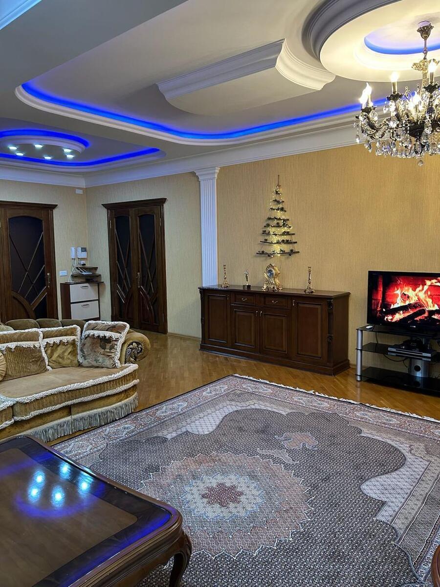 Satılır 3 otaqlı yeni tikili 184 m² — Mənzil, Bakı (7)