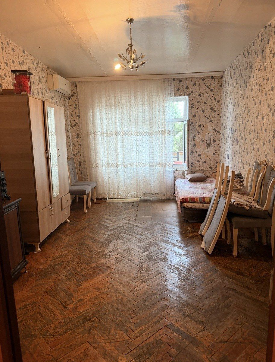 Satılır 3 otaqlı köhnə tikili 72 m² — Mənzil, Bakı (3)
