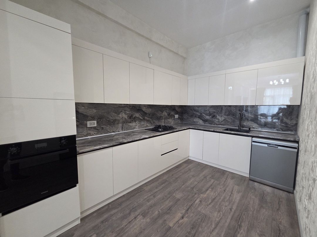 Satılır 2 otaqlı yeni tikili 95 m² — Mənzil, Bakı (4)