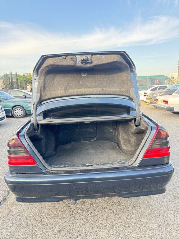 Mercedes C 220, 2.2 L, 1999 il, 286 000 km — Avtomobillər, Bakı (11)