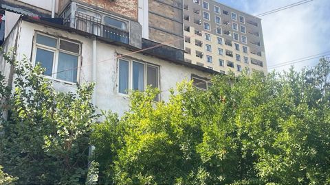 Satılır 3 otaqlı köhnə tikili 73 m² — Bakı