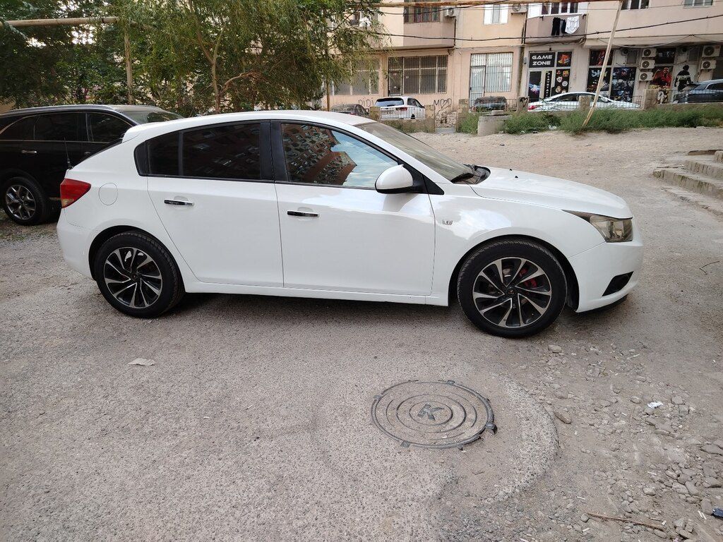 Chevrolet Cruze, 1.8 L, 2011 il, 313 000 km 77-FG-392 — Avtomobillər, Bakı (7)