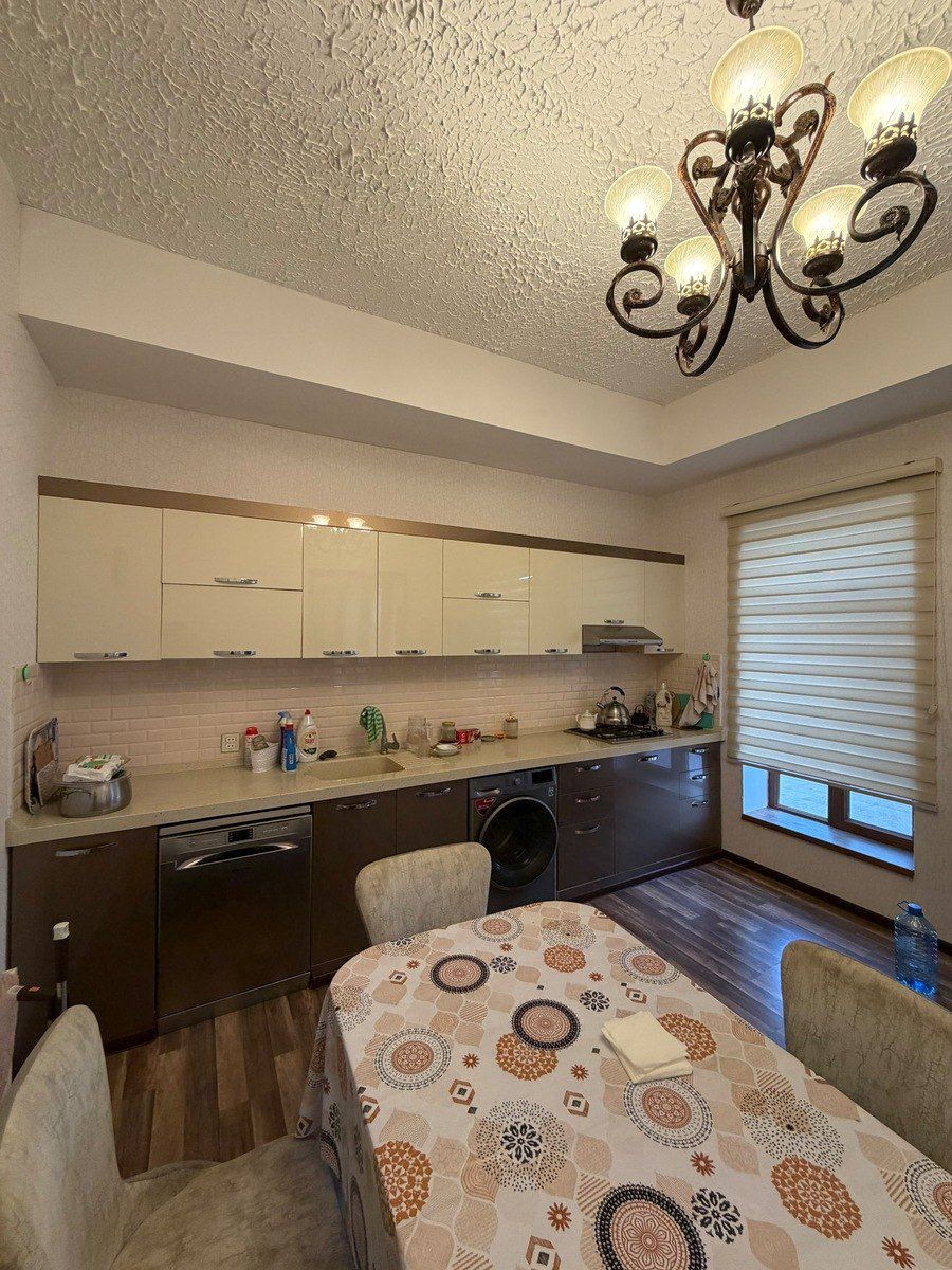 Satılır 4 otaqlı həyət evi/bağ evi 160 m² — Ev, villa, Bakı (11)