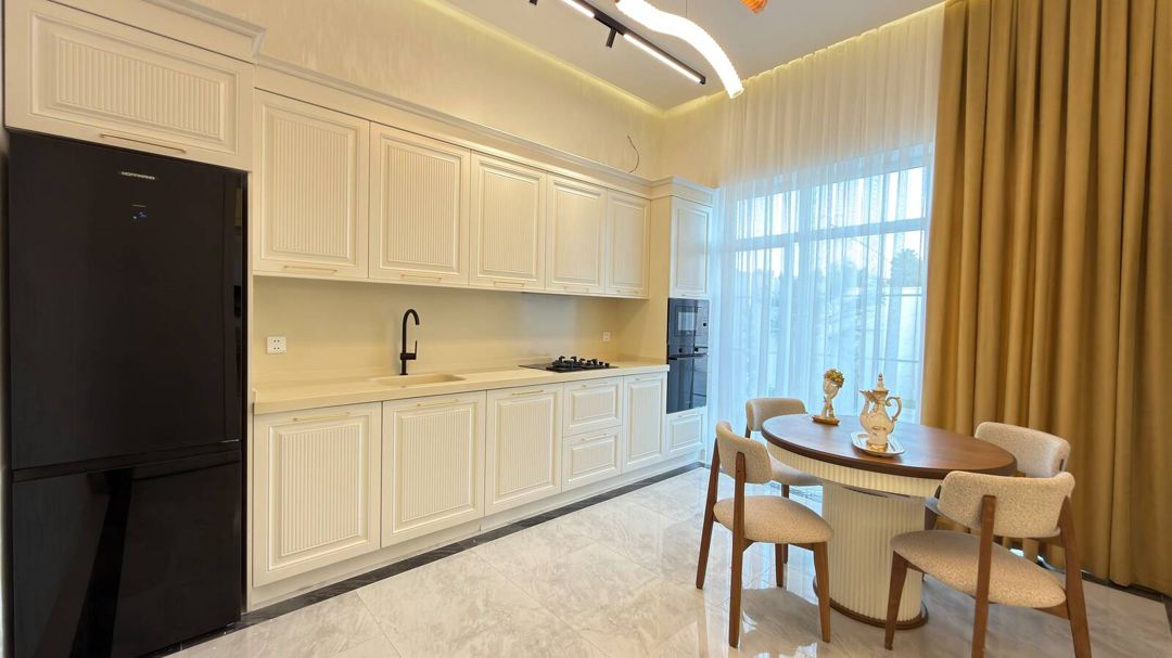 Satılır 4 otaqlı həyət evi/bağ evi 210 m² — Ev, villa, Bakı (11)