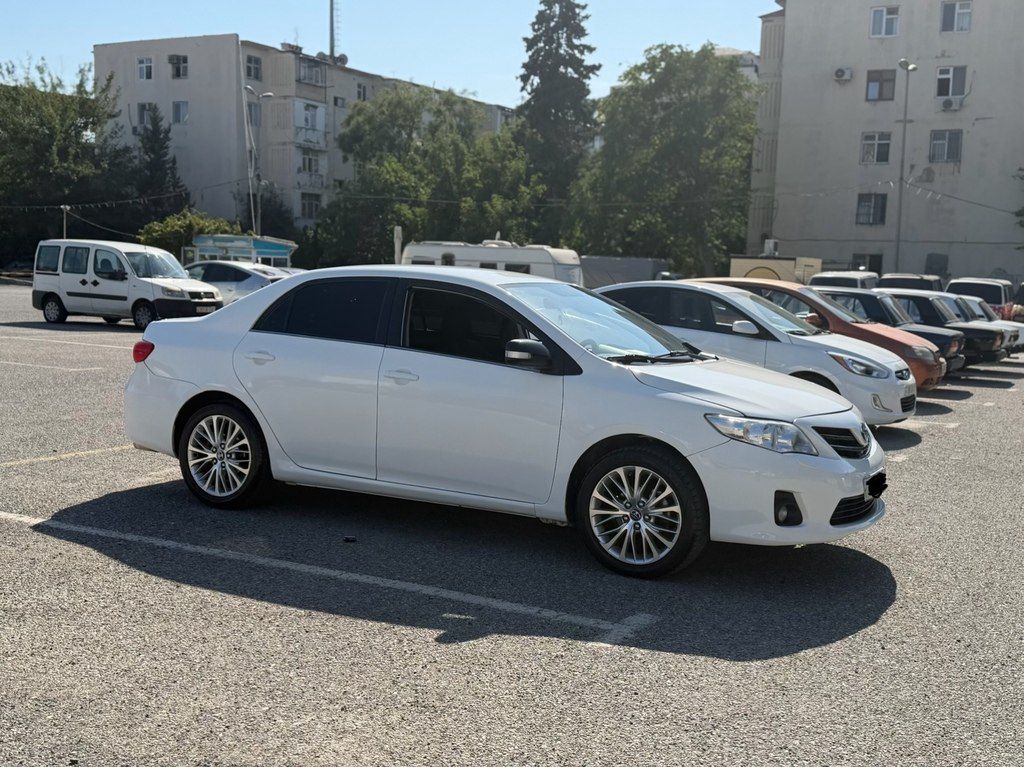 Toyota Corolla, 1.6 L, 2013 il, 255 000 km — Avtomobillər, Bakı (8)