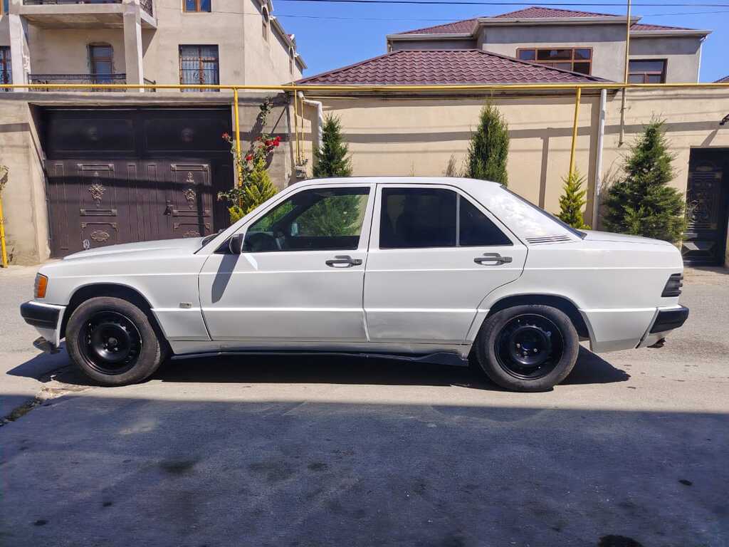 Mercedes 190, 2.0 L, 1984 il, 342 000 km — Avtomobillər, Bakı (8)