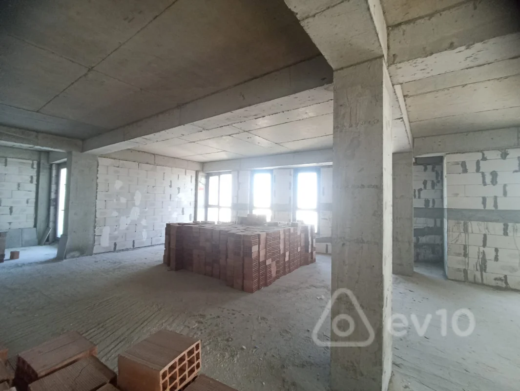 5 otaqlı mənzil, 303 m², Qurban Abbasov kucesi — Mənzil, Bakı (5)