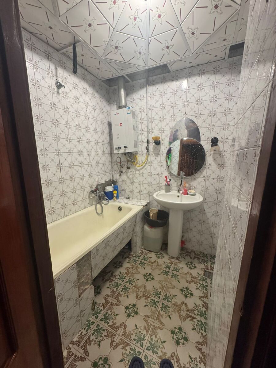 Satılır 4 otaqlı köhnə tikili 100 m² — Mənzil, Bakı (12)