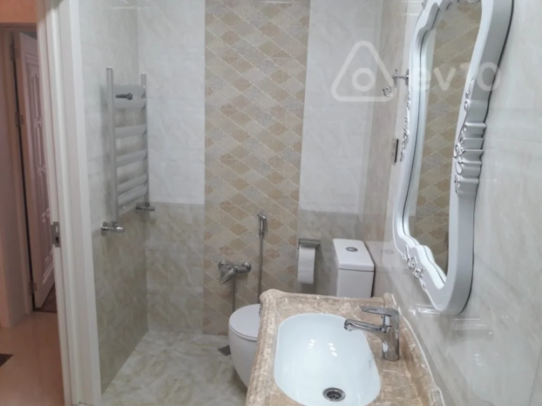 2 otaqlı mənzil, 70 m², Ənvər Hüseynov küçəsi — kirayə — Mənzil, Bakı (10)