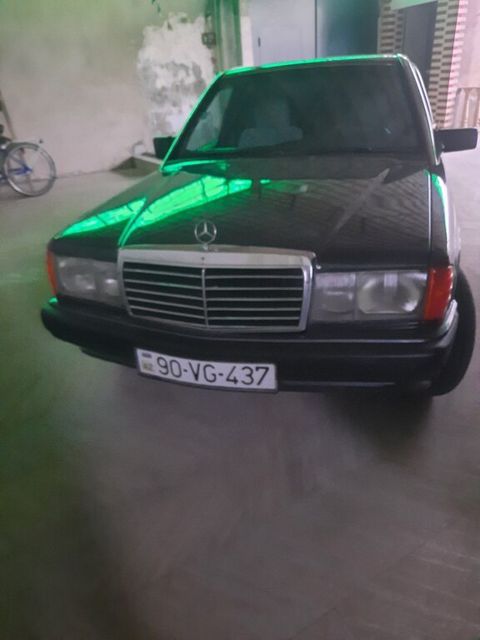 Mercedes 190, 2.0 L, 1992 il, 525 345 km — Bakı
