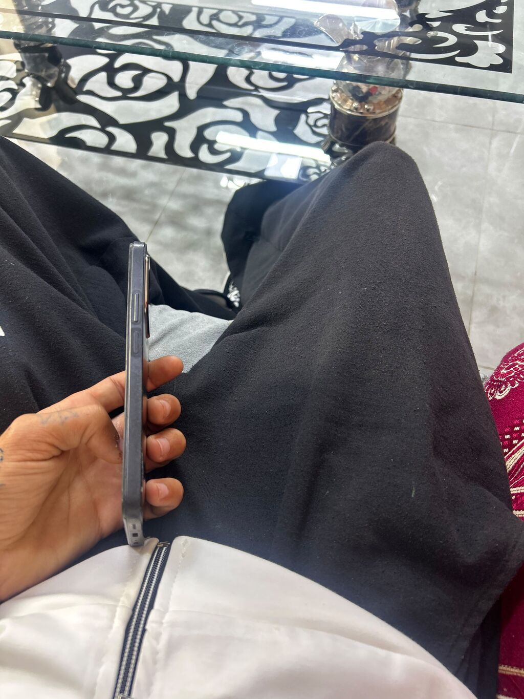 IPhone 11, 128 GB, Qara, Zəmanət, Barmaq izi, Simsiz şarj — Apple iPhone, Qobu (8)