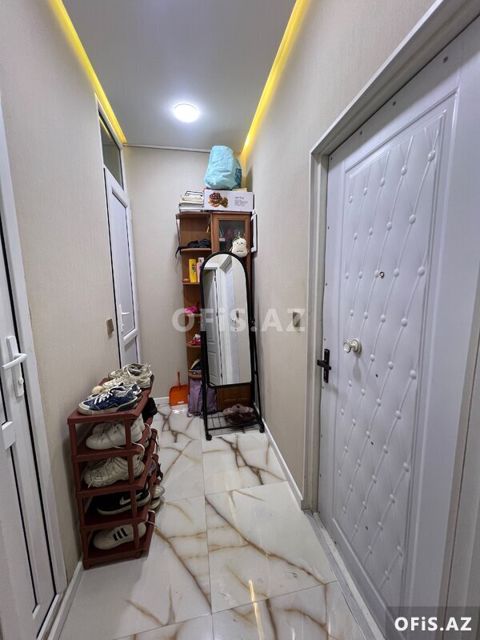 Köhnə tikili Kirayə Verilir Nəsimi r., Memar Əcəmi m., 1 otaq, 45 m² — Bakı