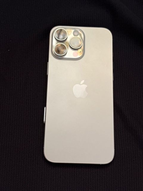 IPhone 16 Pro Max, 256 GB, Gümüşü, Face ID — Bakı