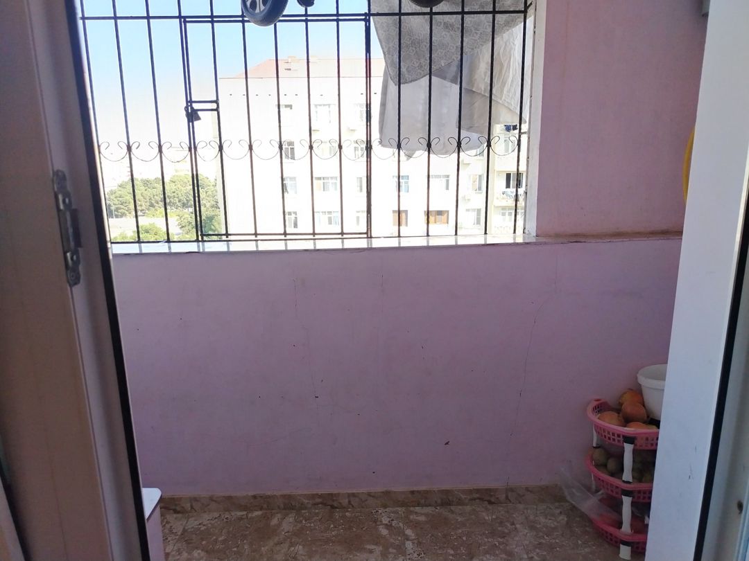 Satılır 3 otaqlı köhnə tikili 70 m² — Mənzil, Bakı (12)