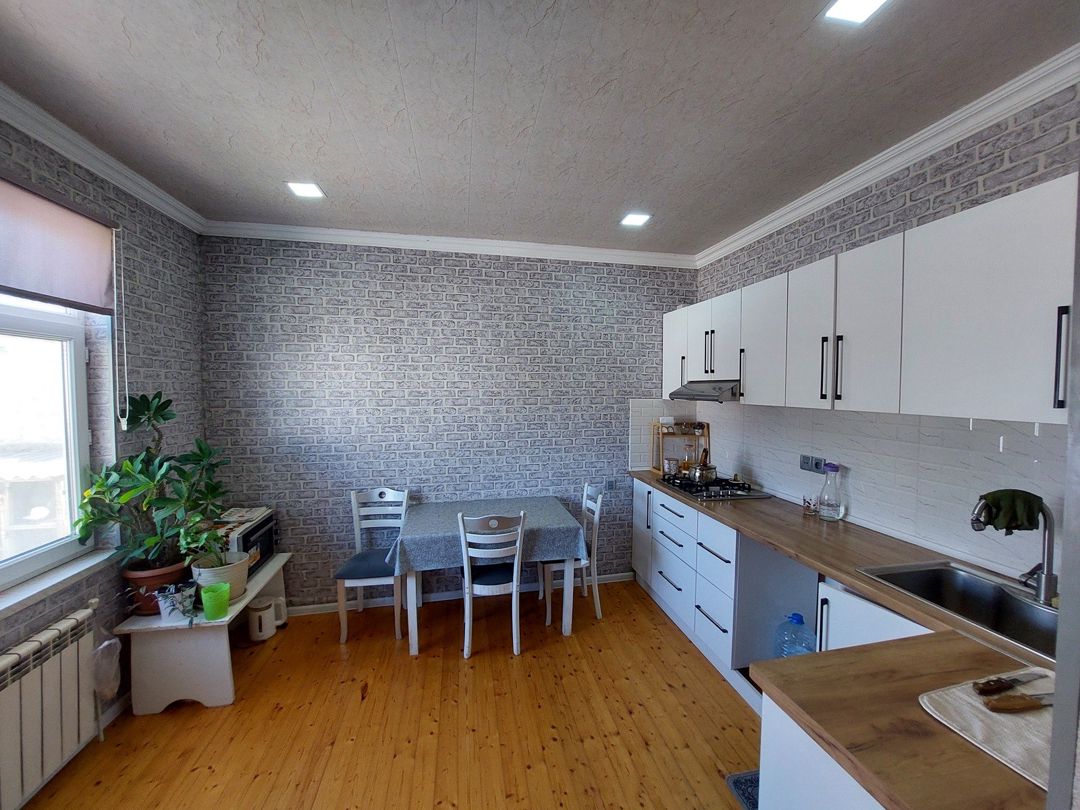 Satılır 7 otaqlı həyət evi/bağ evi 180 m² — Ev, villa, Bakı (11)