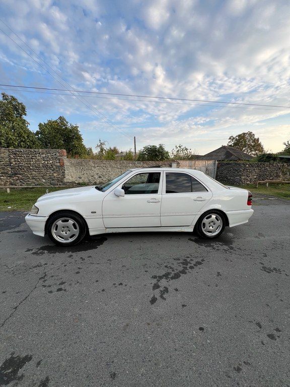 Mercedes C 280, 2.8 L, 2000 il, 300 000 km — Avtomobillər, Balakən (12)