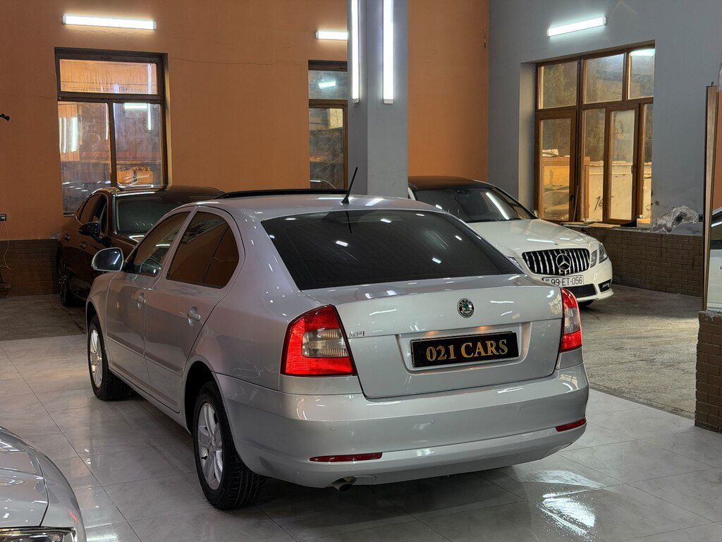 Skoda Octavia, 1.6 L, 2011 il, 199 123 km 88-DI-375 — Avtomobillər, Xırdalan (6)