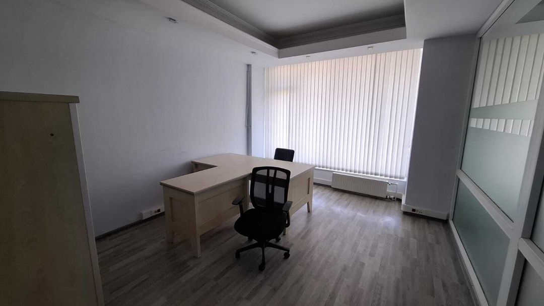 Satılır 17 otaqlı ofis 564 m² — Ofis, Bakı (8)