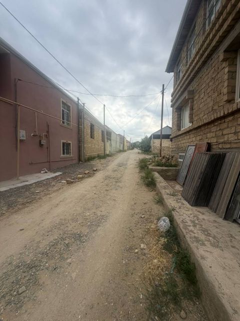Satılır 3 otaqlı həyət evi/bağ evi 95 m² — Bakı