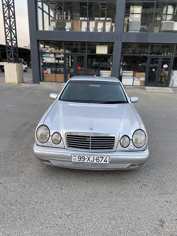 Mercedes E 240, 2.4 L, 1999 il, 380 000 km 99-XJ-674 — Avtomobillər, Bakı (2)