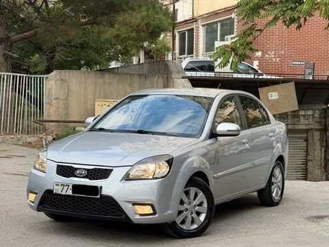 Kia Pride, 1.5 L, 2011 il, 253 000 km — Bakı