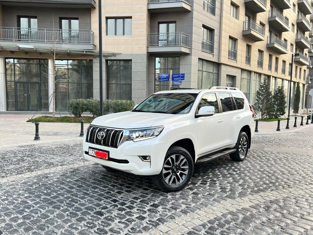 Toyota Land Cruiser Prado, 2.8 L, 2022 il, 70 000 km — Avtomobillər, Bakı (2)
