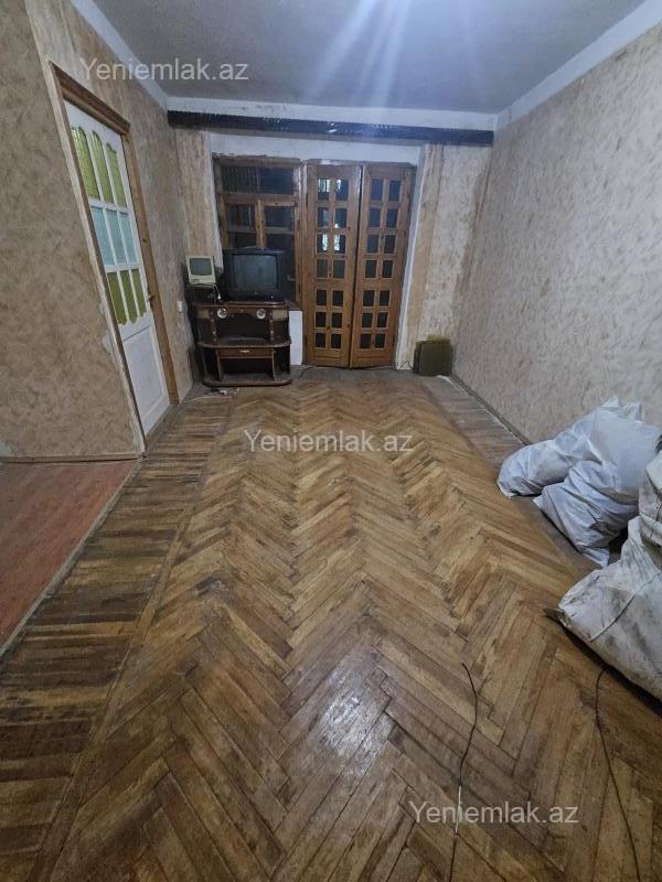 Satılır 2 otaqlı Bina evi menzil (Köhnə tikili), 46 m², 4-cü mikrorayon — Mənzil, Sumqayıt (2)