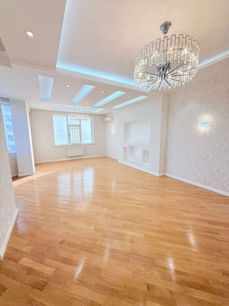 Satılır 4 otaqlı yeni tikili 185 m² — Mənzil, Bakı (2)