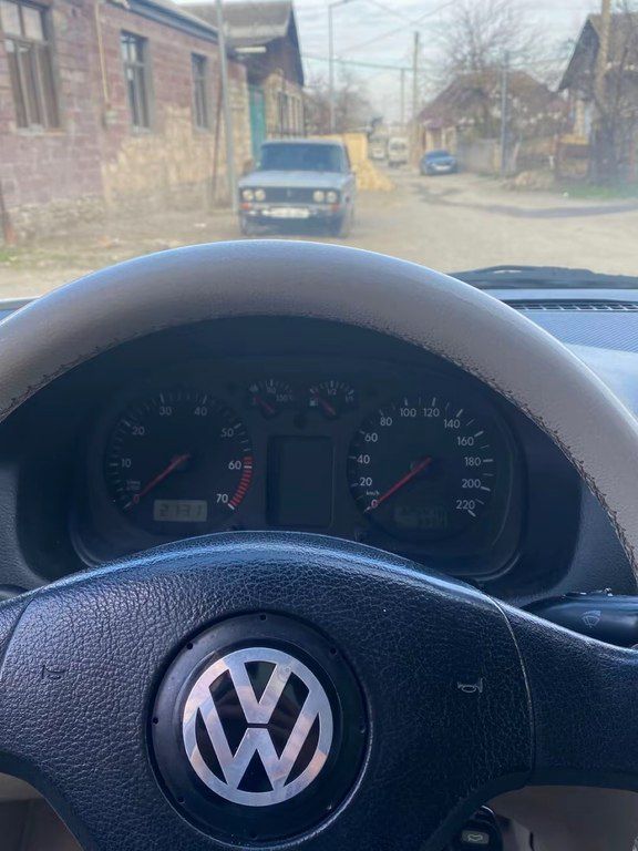 Volkswagen Bora, 1.4 L, 2001 il, 320 000 km 99-UB-028 — Avtomobillər, Gəncə (11)