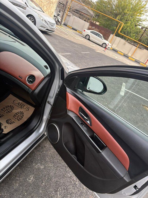 Chevrolet Cruze, 1.4 L, 2011 il, 237 000 km 77-FF-589 — Avtomobillər, Bakı (8)