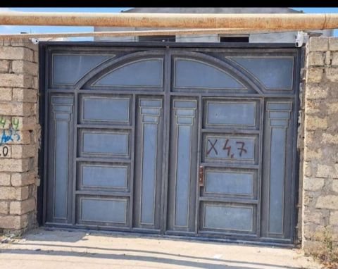 Darvaza 380/270sm 900azn Hovsan 8687 leli — Bakı