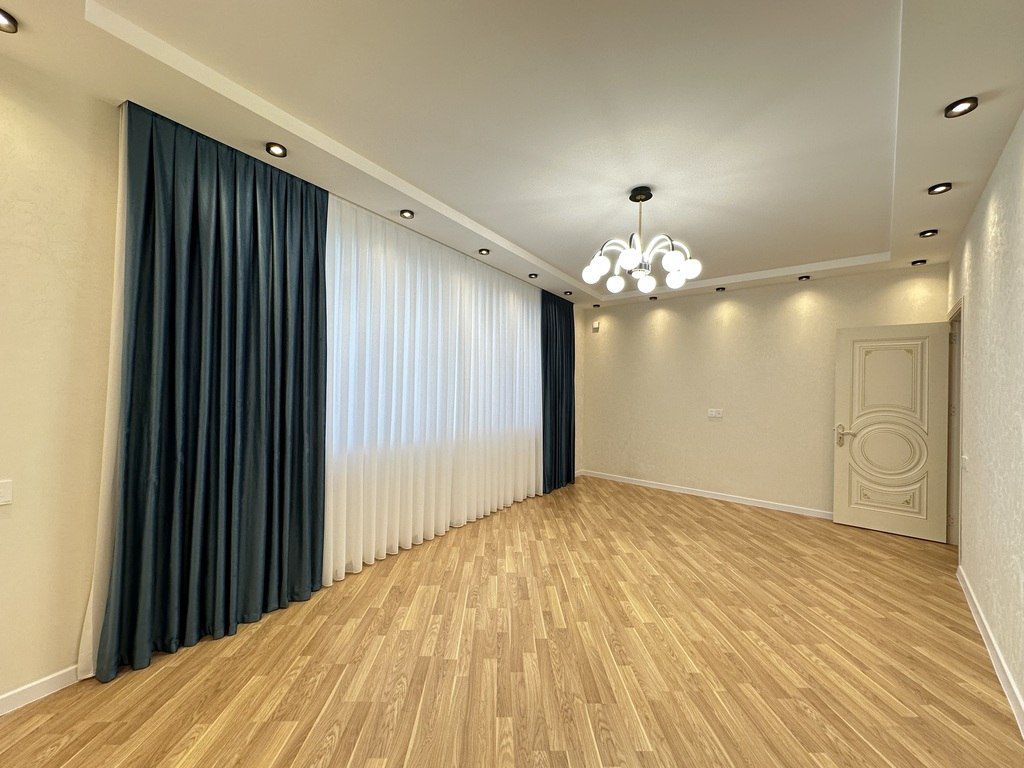 Satılır 4 otaqlı yeni tikili 140 m² — Mənzil, Bakı