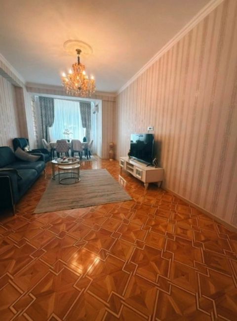 Satılır 3 otaqlı yeni tikili 100 m² — Bakı