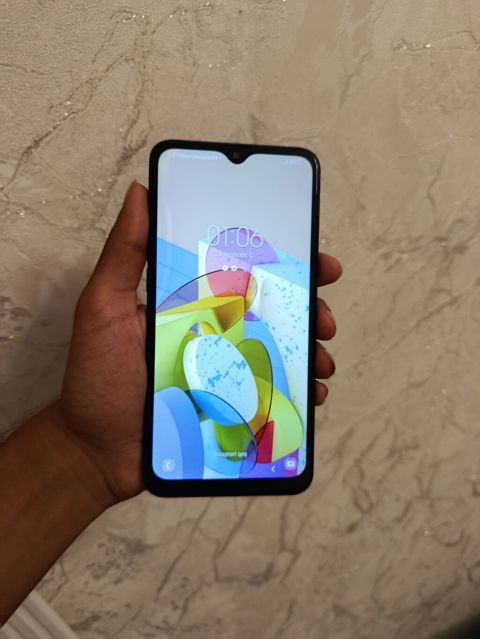 Samsung Galaxy A10s, 32 GB, rəng - Qara, Sensor, İki sim kartlı — Bakı