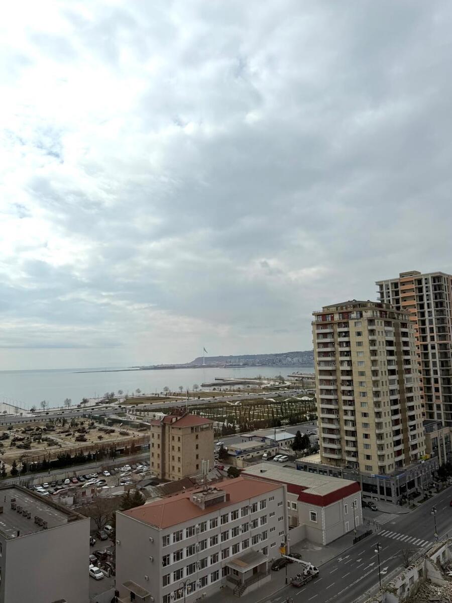 Satılır 6 otaqlı yeni tikili 280 m² — Mənzil, Bakı