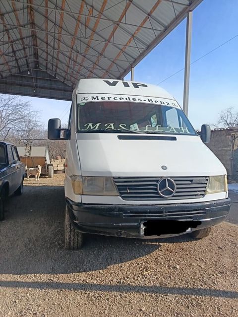 Mercedes-Benz Sprinter: 2.3 l 1997 il Mikroavtobus — Tovuz