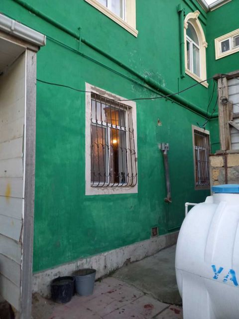 Satılır 3 otaqlı həyət evi/bağ evi 100 m² — Bakı