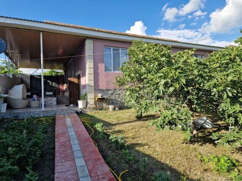 Həyət evi, Şəki ş — Şəki