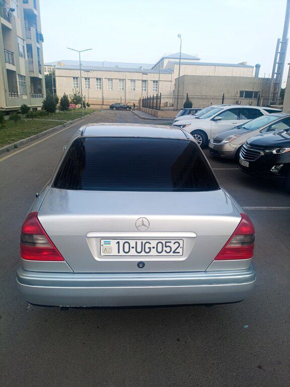 Mercedes C 180, 1.8 L, 1996 il, 287 000 km 10-UG-052 — Avtomobillər, Gəncə (2)