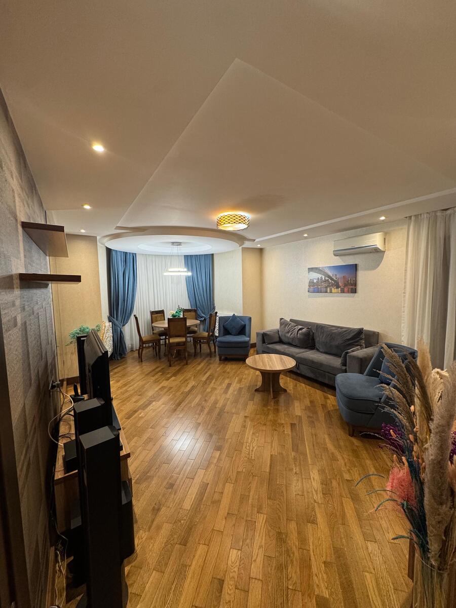 İcarəyə verilir 2 otaqlı yeni tikili 89 m² — Mənzil, Bakı (7)