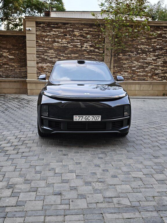 Li Auto L9, 1.5 L, 52.3 kWh, 2024 il, 13 600 km 77-GC-707 — Avtomobillər, Bakı (2)